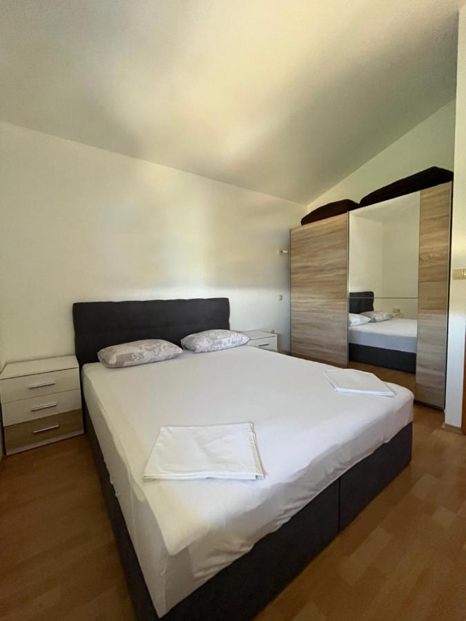 Oasis Of Peace Apartment Omiš Екстериор снимка