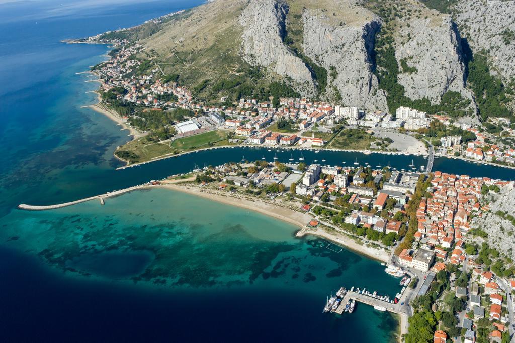 Oasis Of Peace Apartment Omiš Екстериор снимка