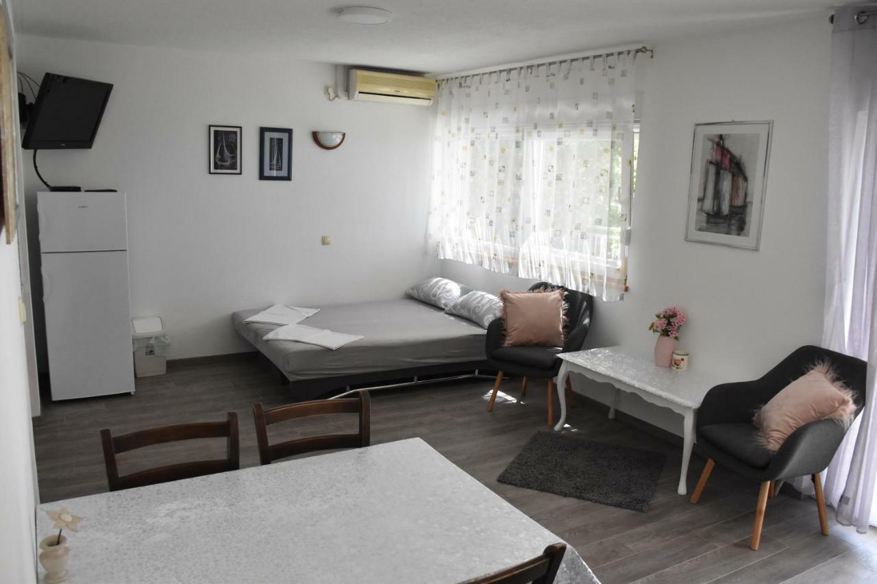 Oasis Of Peace Apartment Omiš Екстериор снимка