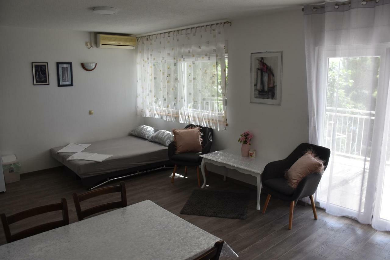 Oasis Of Peace Apartment Omiš Екстериор снимка